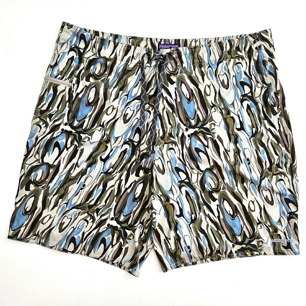 Patagonia Men's 38 Blue Green Wavefarer Boardshorts Fitz Roy Trunks Camo Shorts
